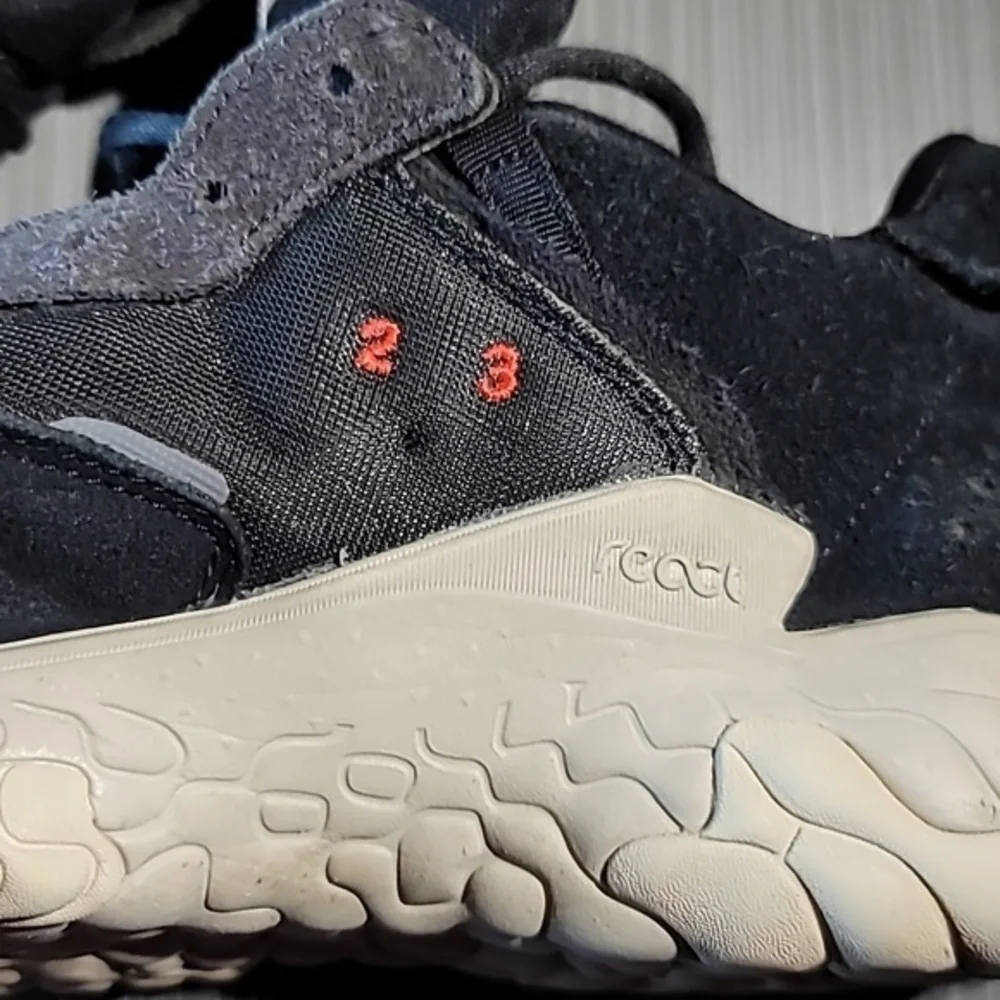Air Jordan Delta 2‎ Black/Infrared 2021 Sneakers Men's 8.5 (Women's 10.5)